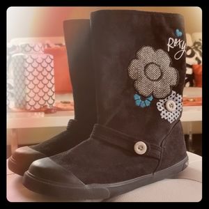 Roxy Boots